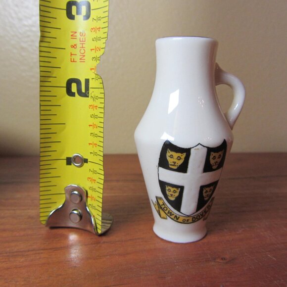 W.H. Goss crested heraldry china vintage Town of Dover (GC076 Grace) - Picture 3 of 9